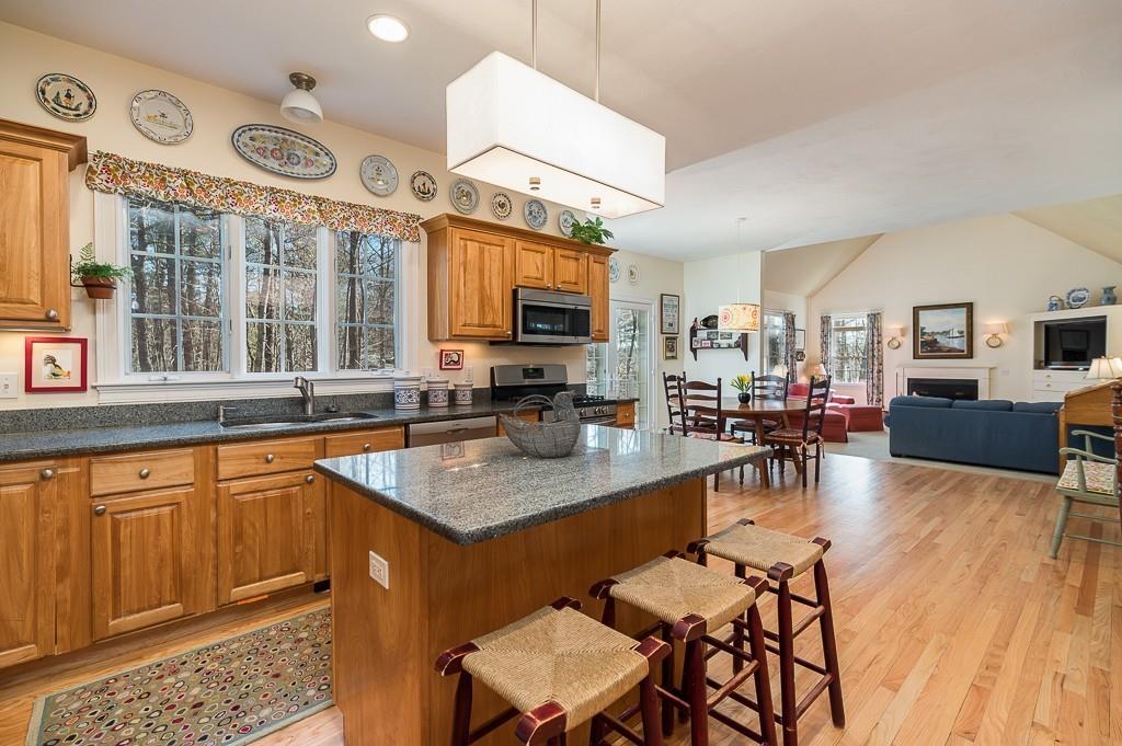 80 Echo Cove Road Hamilton, MA 01982 - Photo 5 of 41 Gallery Image 5