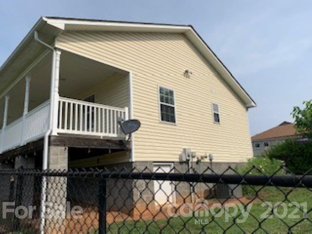 119 Enola Road Morganton, NC 28655 - Photo 4 of 21 Gallery Image 4
