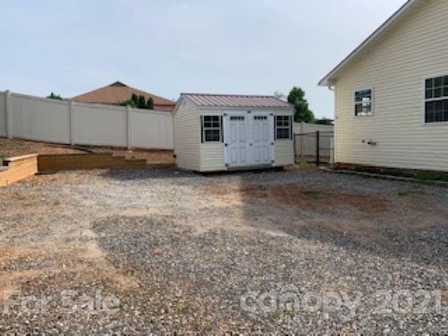119 Enola Road Morganton, NC 28655 - Photo 5 of 21 Gallery Image 5