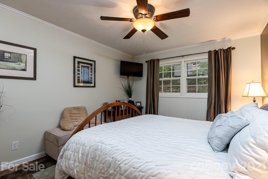 33 Beaver Valley Road Asheville, NC 28804 - Photo 19 of 36 Gallery Image 19