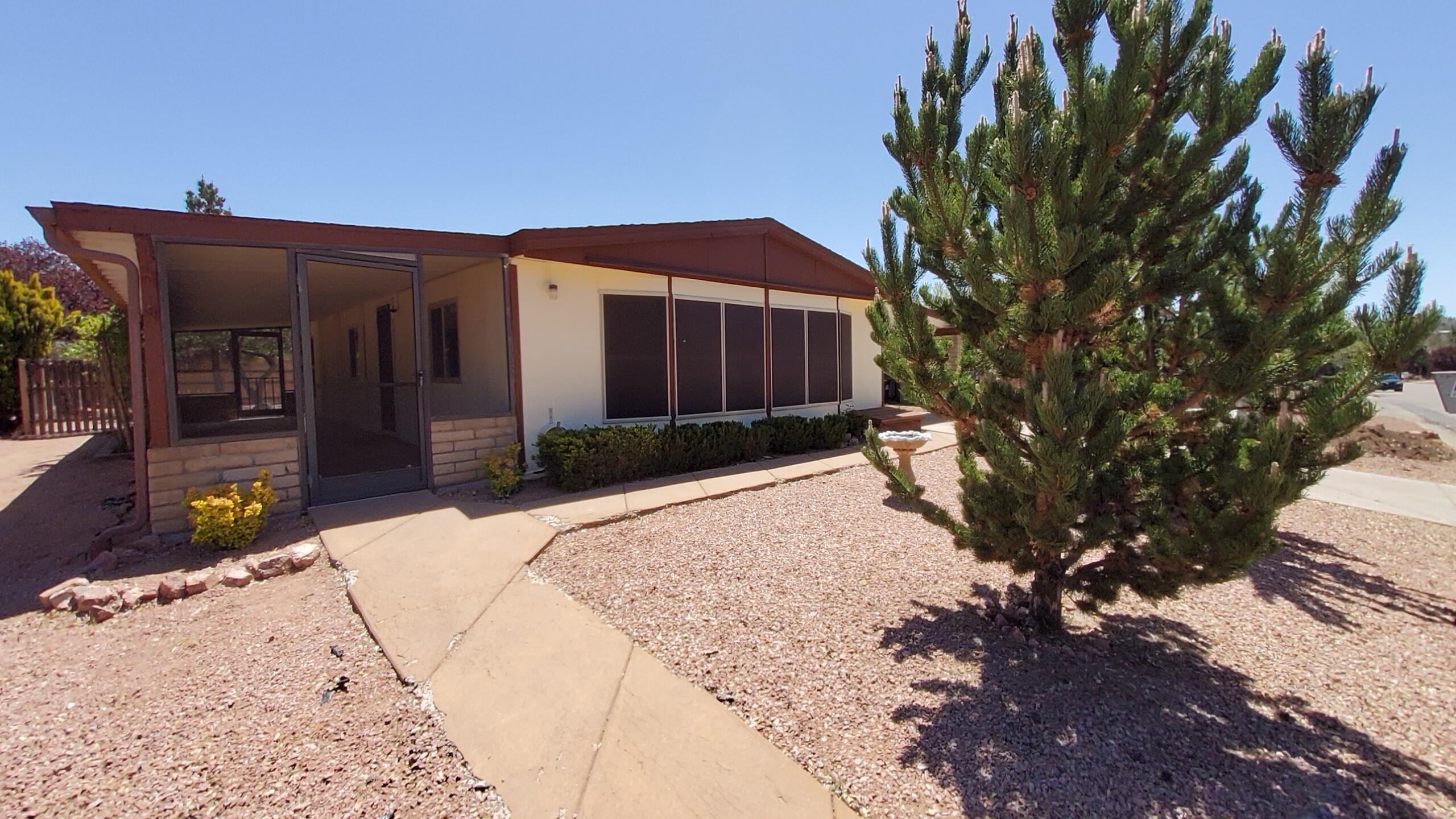 105 South Lakeshore Road Payson, AZ 85541 - Photo 2 of 17 Gallery Image 2