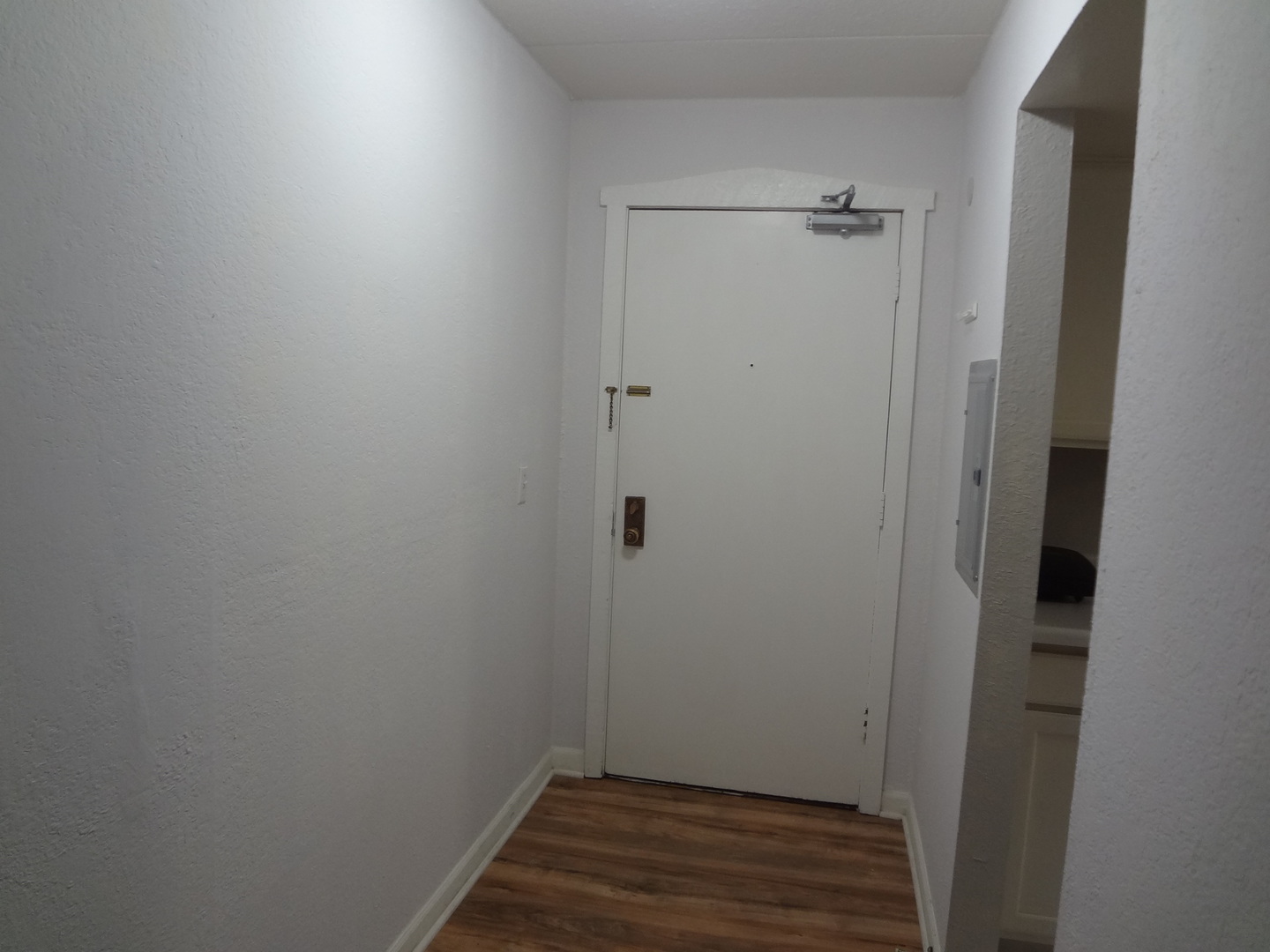 1 Renaissance Place, Unit 905 Palatine, IL 60067 - Photo 6 of 21 a view of a room