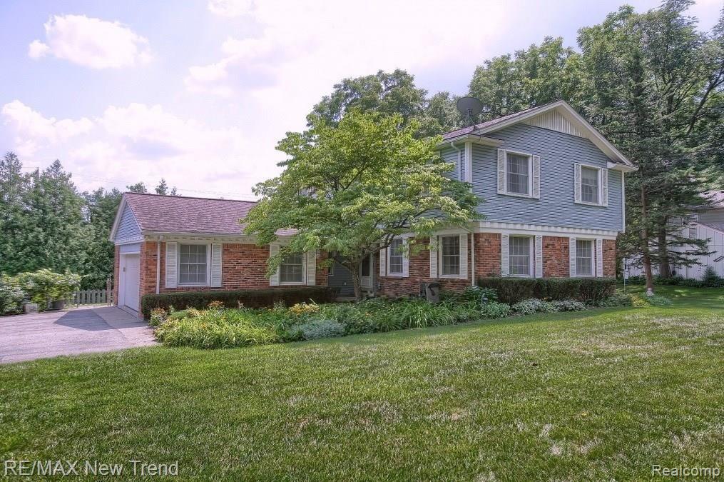 36307 West Lyman Road Farmington Hills, MI 48331 - Photo 2 of 33