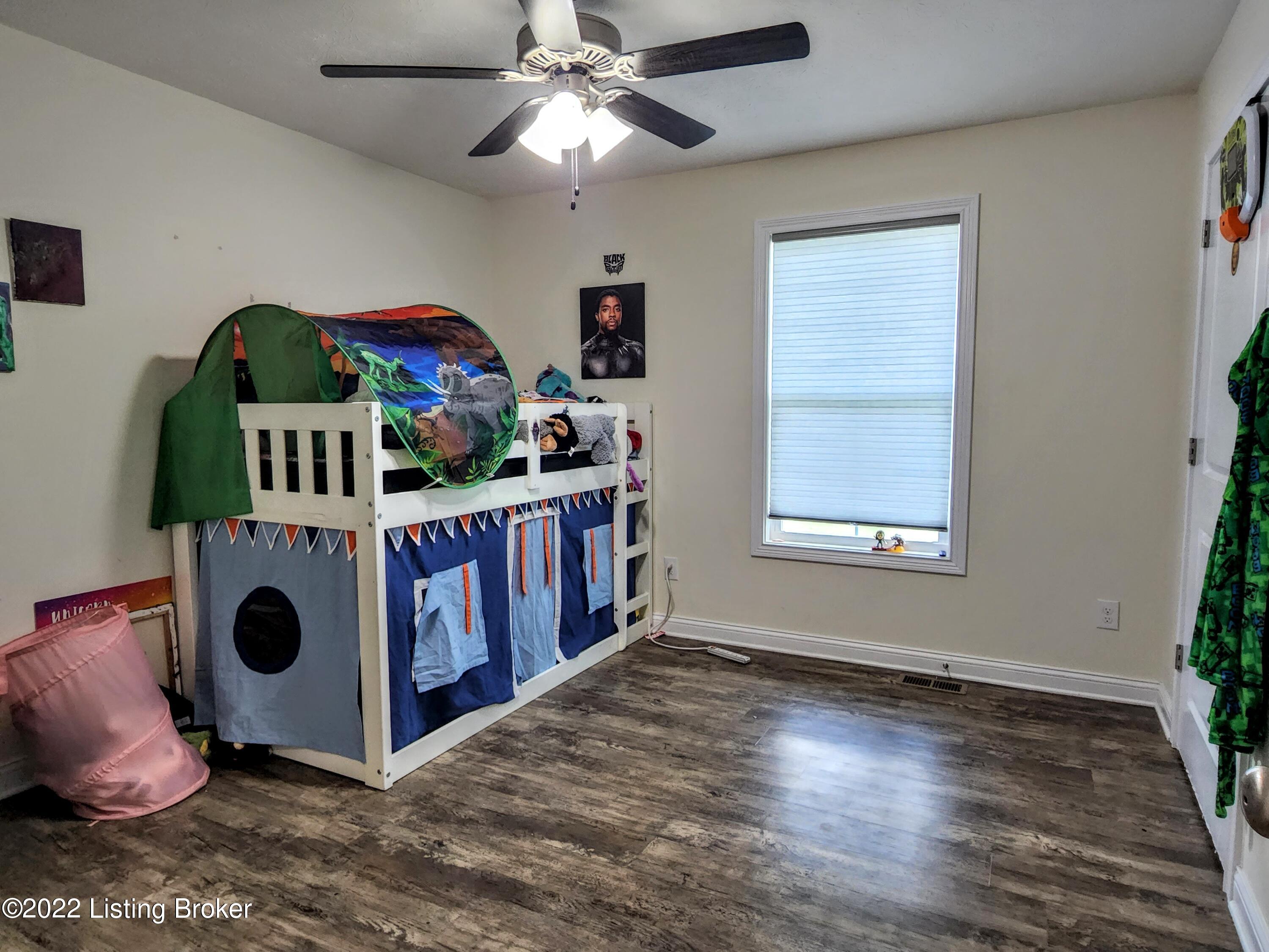 123 Sawgrass Avenue Vine Grove, KY 40175 - Photo 14 of 24 20220807_165110