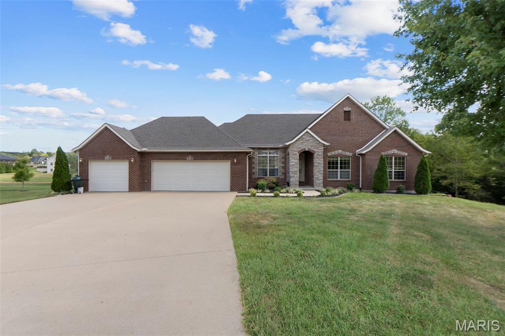 136 Calera Road Cape Girardeau, MO 63701 - Photo 1 of 55 Gallery Image 1