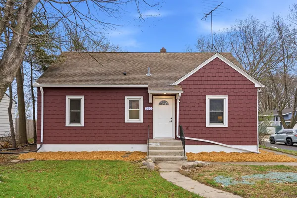 $235,000 | 300 Grove Avenue, Silver Lake, MN 55381