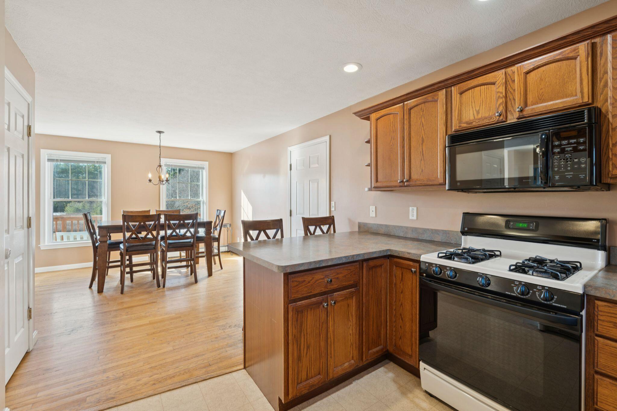 3 Lyndsay Road Sanford, ME 04073 - Photo 7 of 31 Kitchen