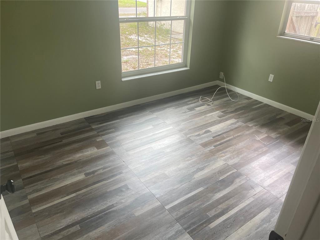 906 Essex Road Brandon, FL 33510 - Photo 10 of 16