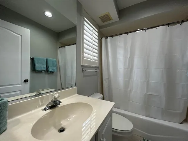 $4,250 | 3706 54th Drive West, Unit 204, Bradenton, FL 34210