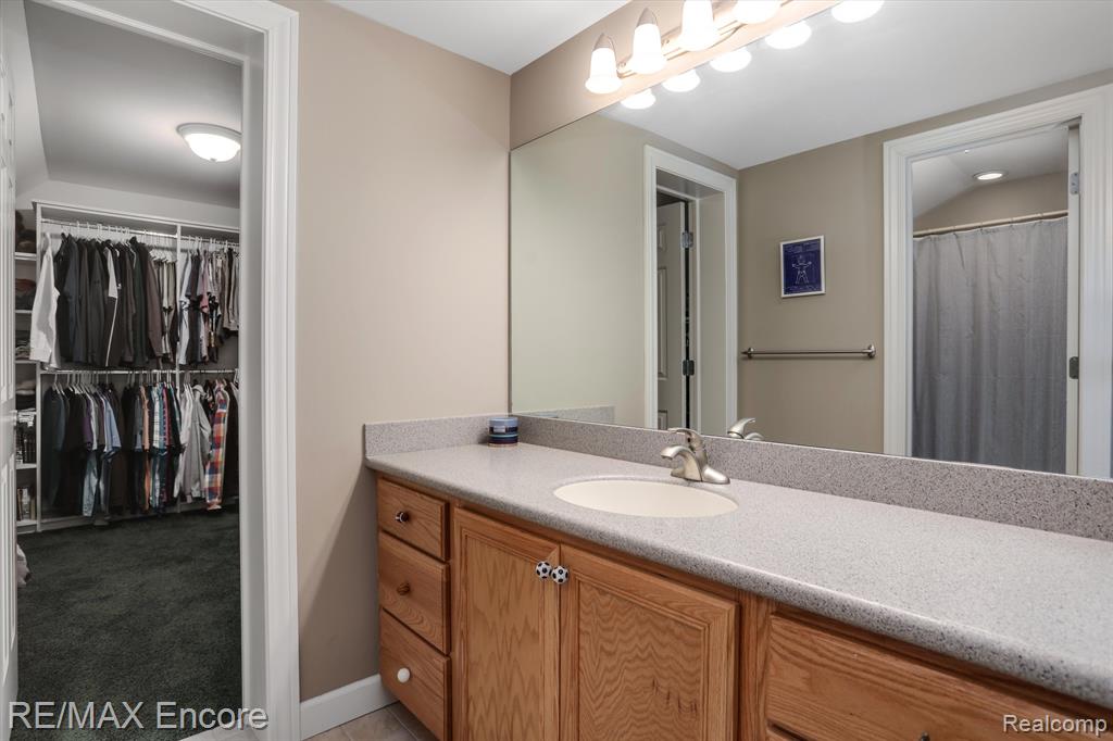 6993 Oakhurst Ridge Road Clarkston, MI 48348 - Photo 41 of 58 Gallery Image 41