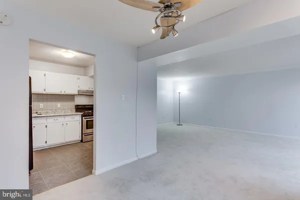 $1,750 | 26 Canterbury Square, Unit 202, Alexandria, VA 22304
