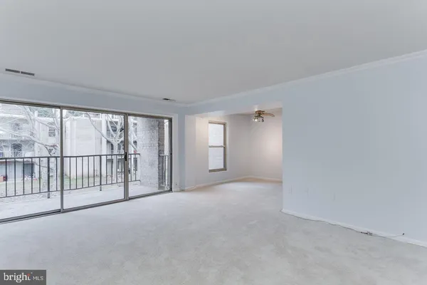 $1,750 | 26 Canterbury Square, Unit 202, Alexandria, VA 22304