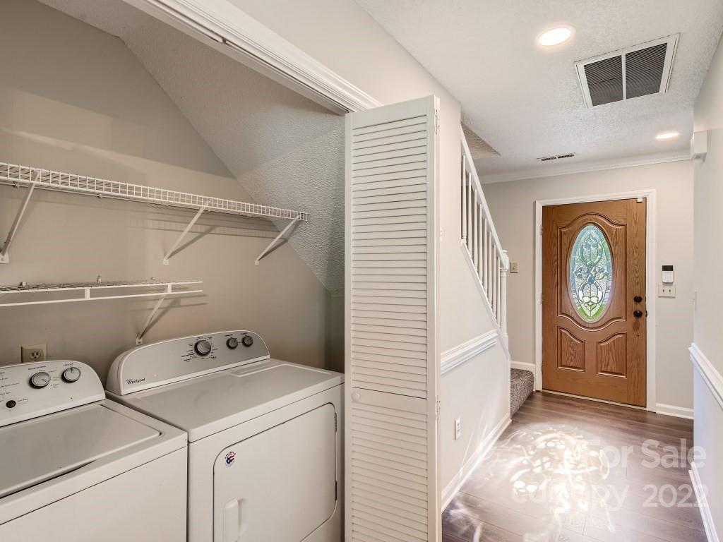 7400 Trotter Road Charlotte, NC 28216 - Photo 8 of 30 Gallery Image 8