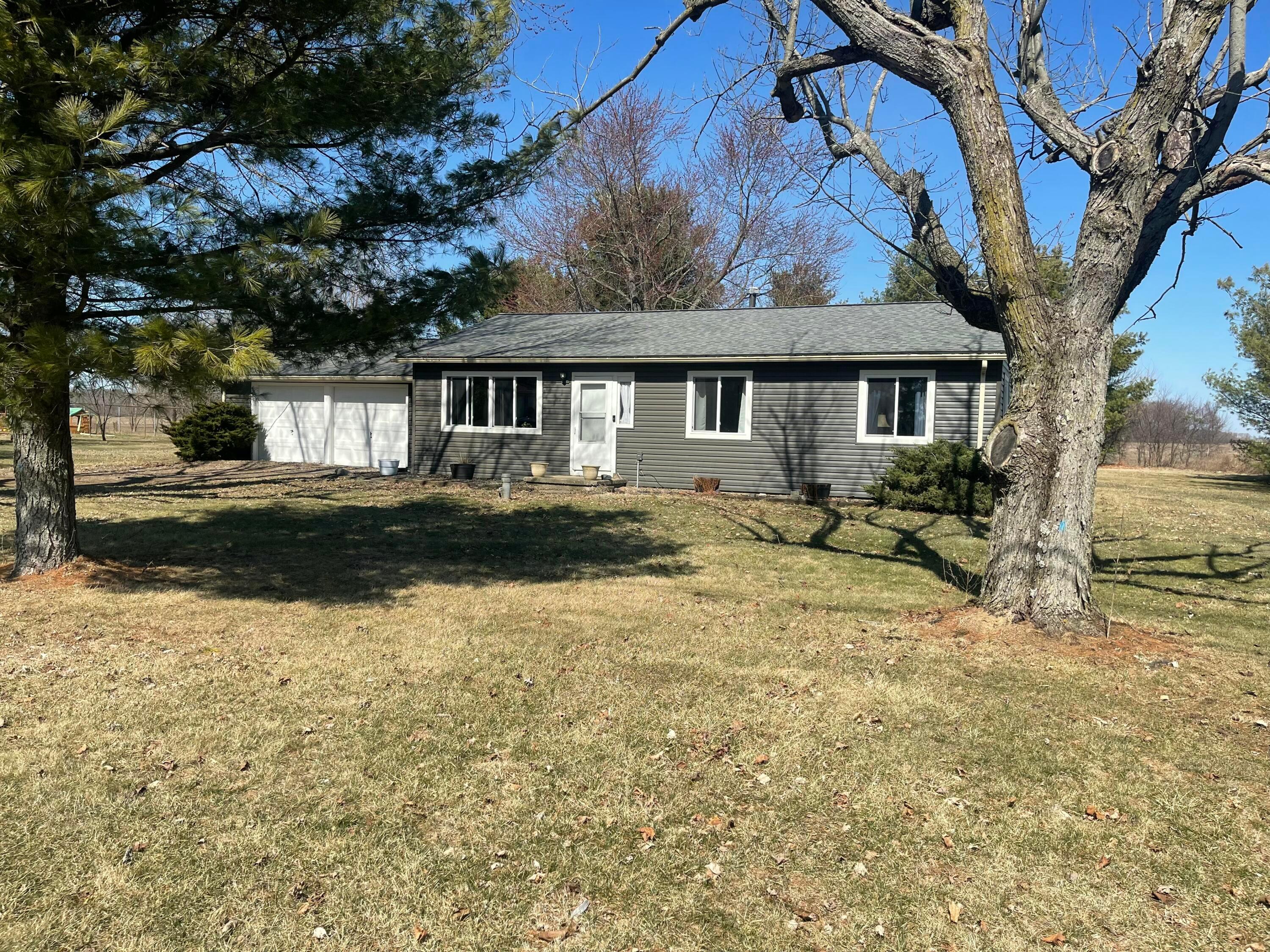 4633 Steamtown Road Ashley, OH 43003 - Photo 2 of 19 Welcome Home!