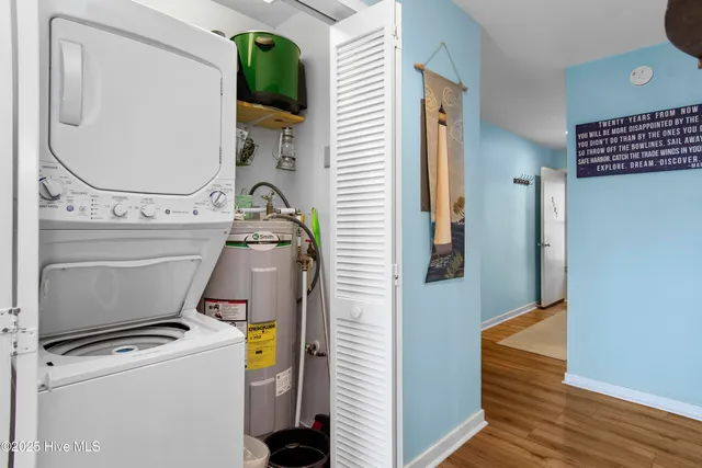 $299,900 | 9100 Reed Drive, Unit 2107, Emerald Isle, NC 28594