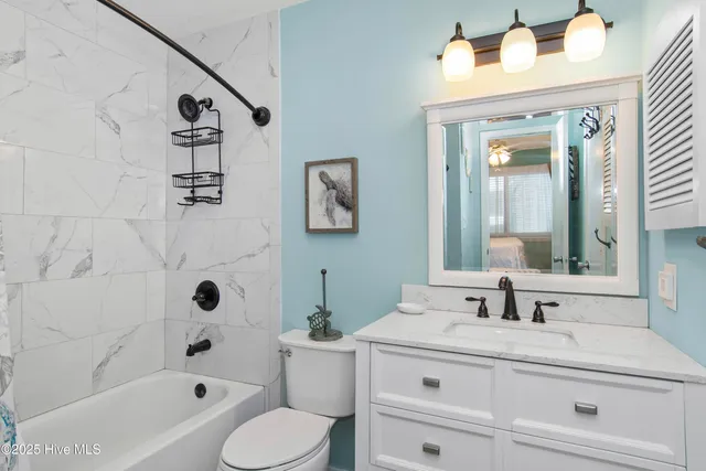 $299,900 | 9100 Reed Drive, Unit 2107, Emerald Isle, NC 28594