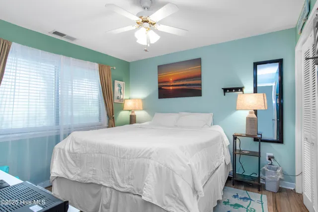 $299,900 | 9100 Reed Drive, Unit 2107, Emerald Isle, NC 28594