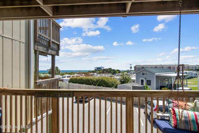 $299,900 | 9100 Reed Drive, Unit 2107, Emerald Isle, NC 28594