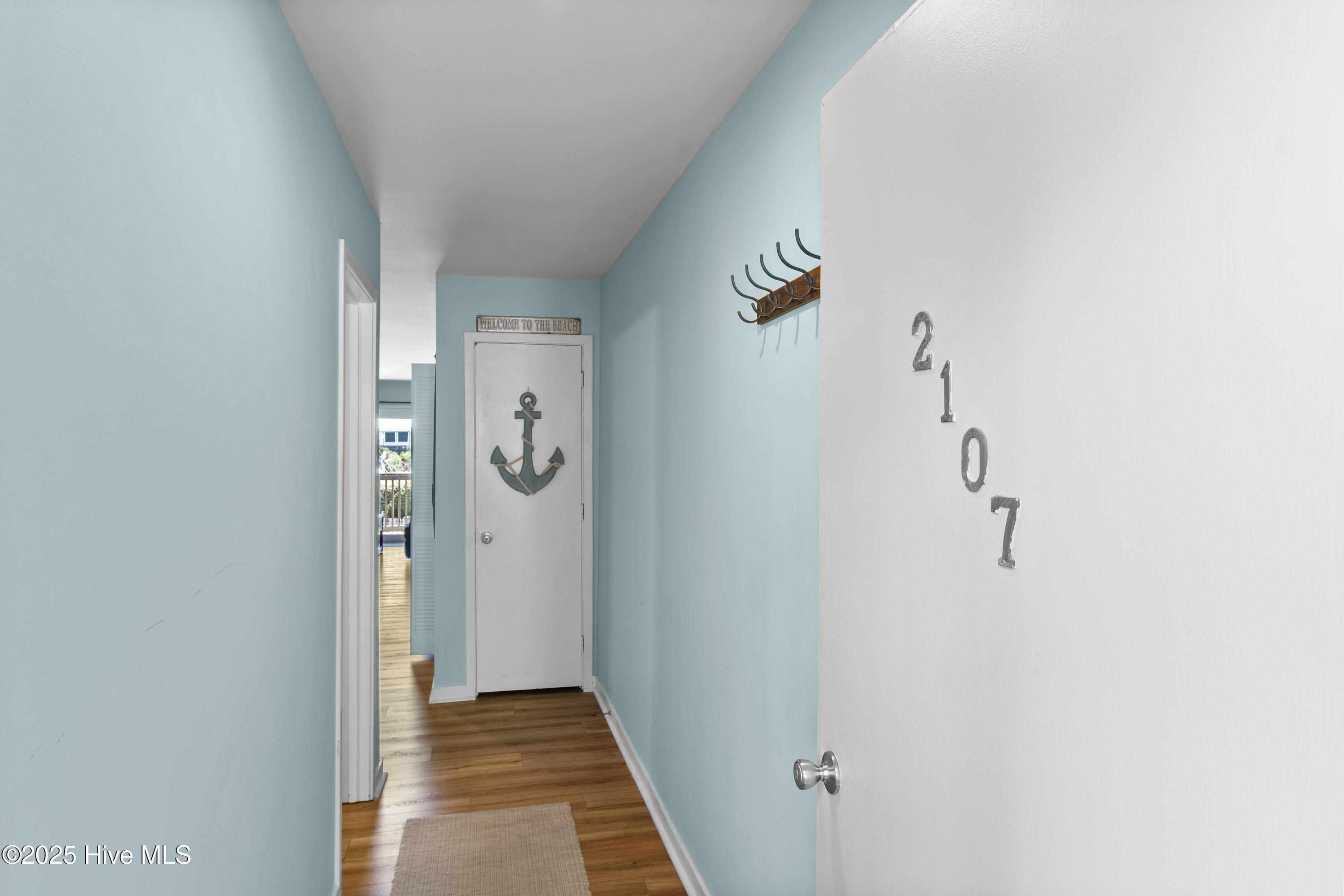 9100 Reed Drive, Unit 2107 Emerald Isle, NC 28594 - Photo 4 of 65 QC-2107-7-14-25-022