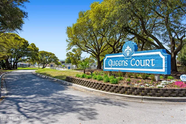 $299,900 | 9100 Reed Drive, Unit 2107, Emerald Isle, NC 28594