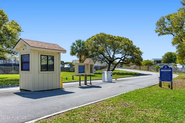 $299,900 | 9100 Reed Drive, Unit 2107, Emerald Isle, NC 28594