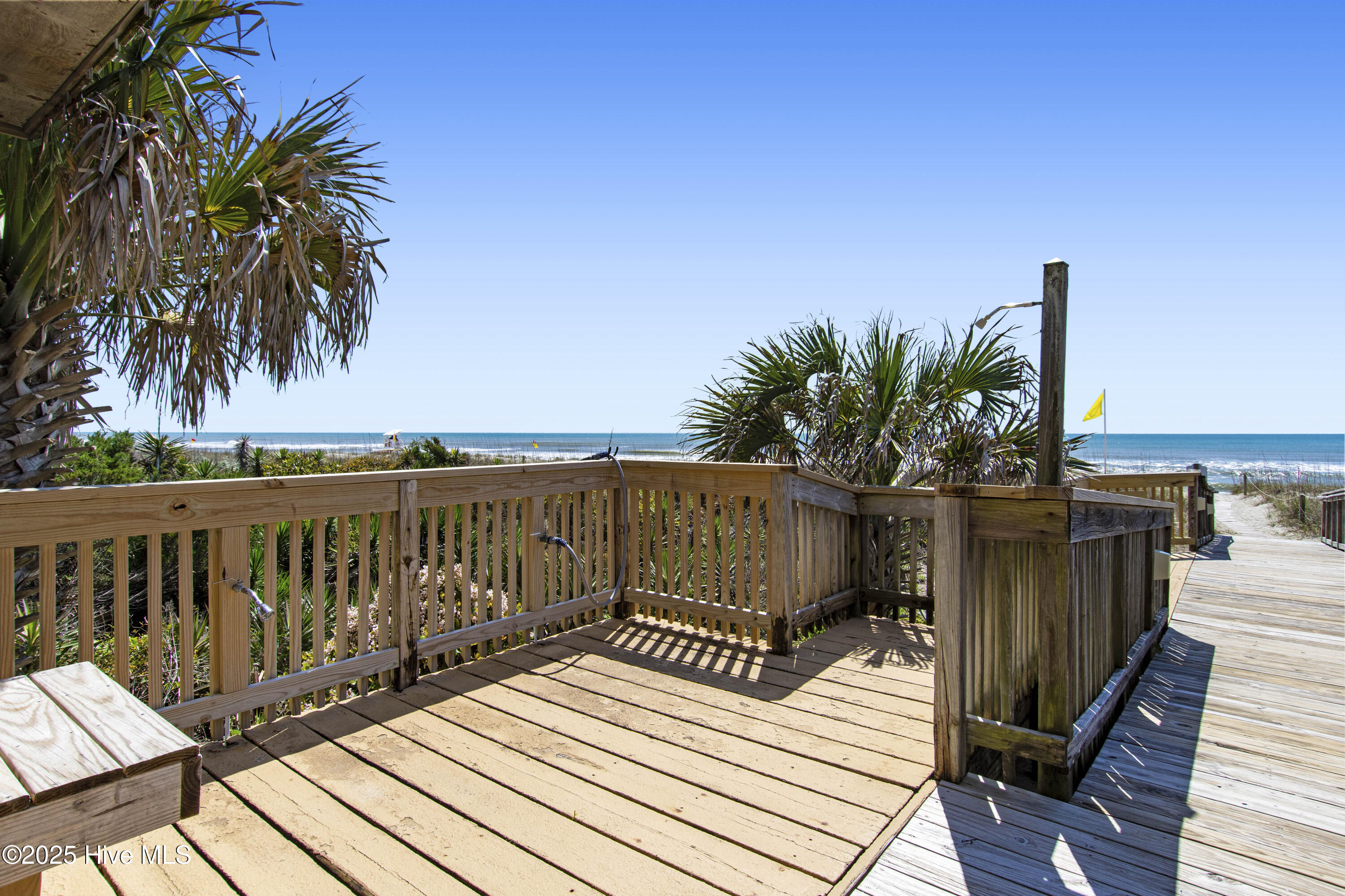 9100 Reed Drive, Unit 2107 Emerald Isle, NC 28594 - Photo 61 of 65 QueensCourt-011