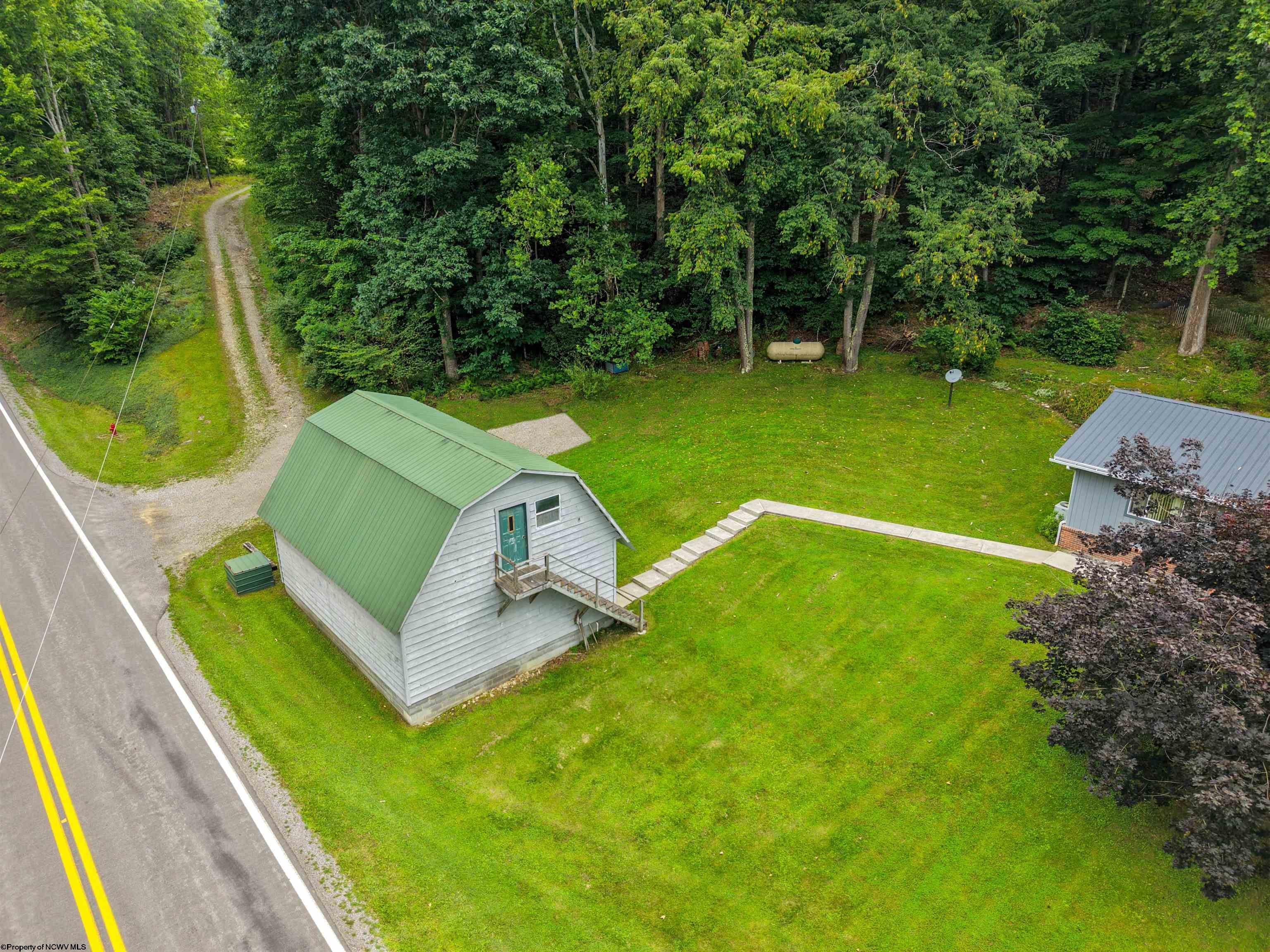 2670 Cleveland Road Hacker Valley, WV 26222 - Photo 30 of 38 Gallery Image 30
