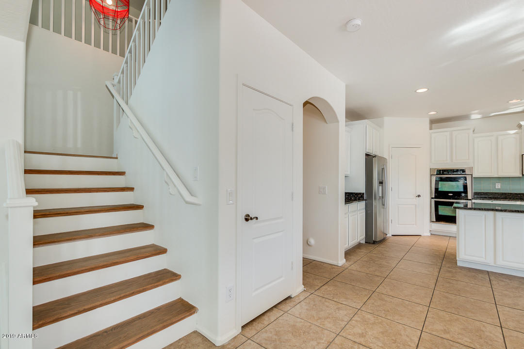 2505 East Ridge Creek Road Phoenix, AZ 85024 - Photo 16 of 50 17-Ridge