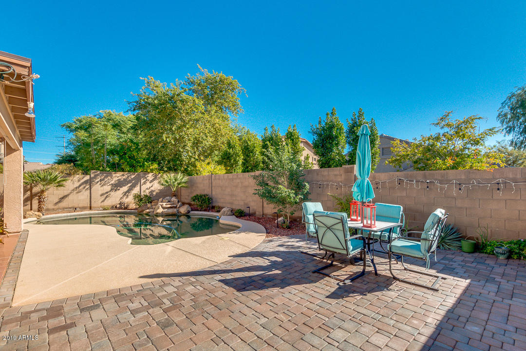 2505 East Ridge Creek Road Phoenix, AZ 85024 - Photo 46 of 50 55-Ridge