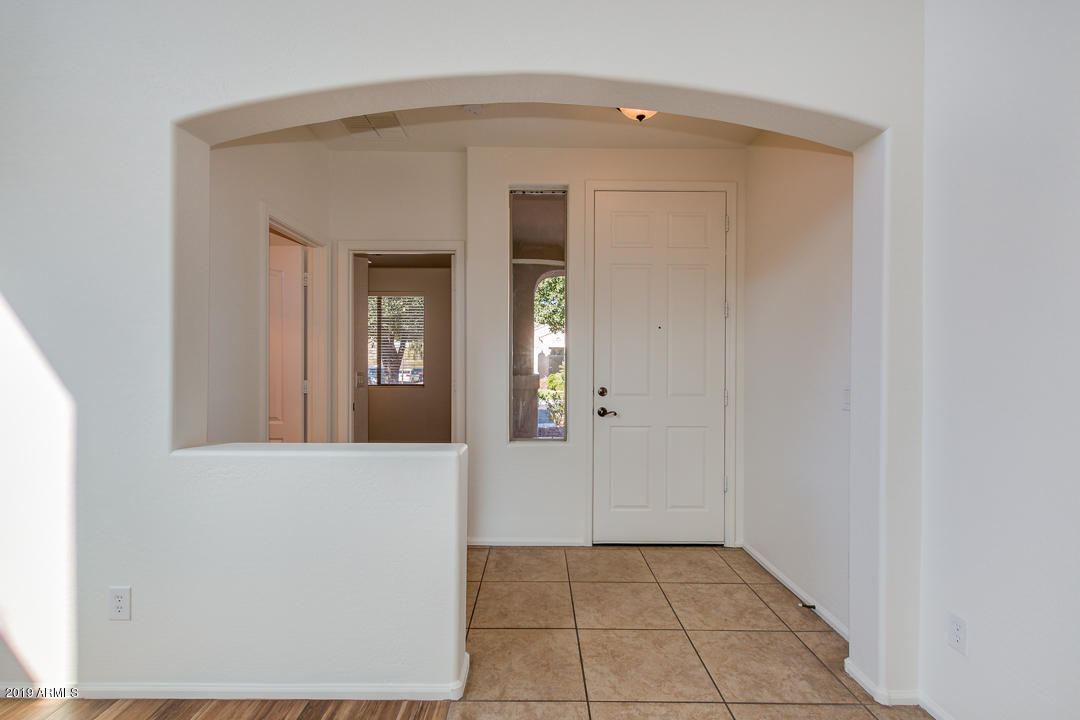 2505 East Ridge Creek Road Phoenix, AZ 85024 - Photo 6 of 50 07-Ridge