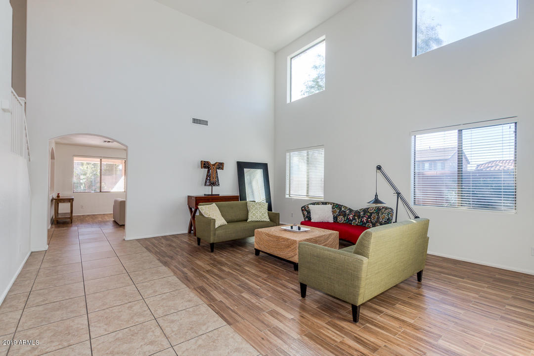 2505 East Ridge Creek Road Phoenix, AZ 85024 - Photo 7 of 50 08-Ridge