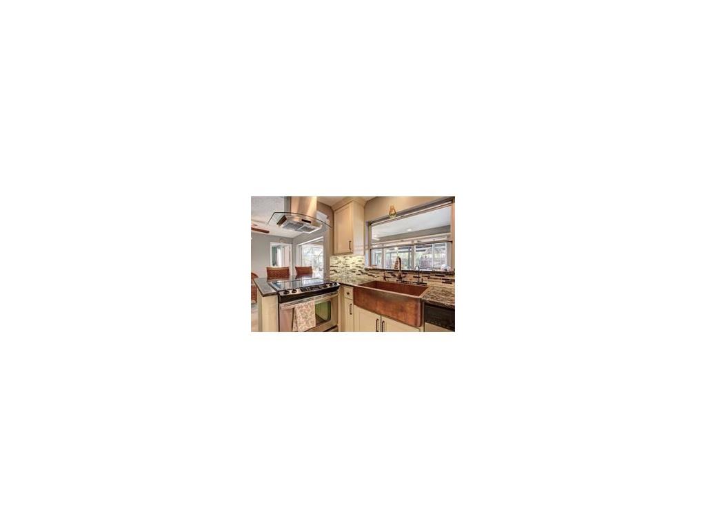 286 Holly Road Vero Beach, FL 32963 - Photo 12 of 33 Gallery Image 12