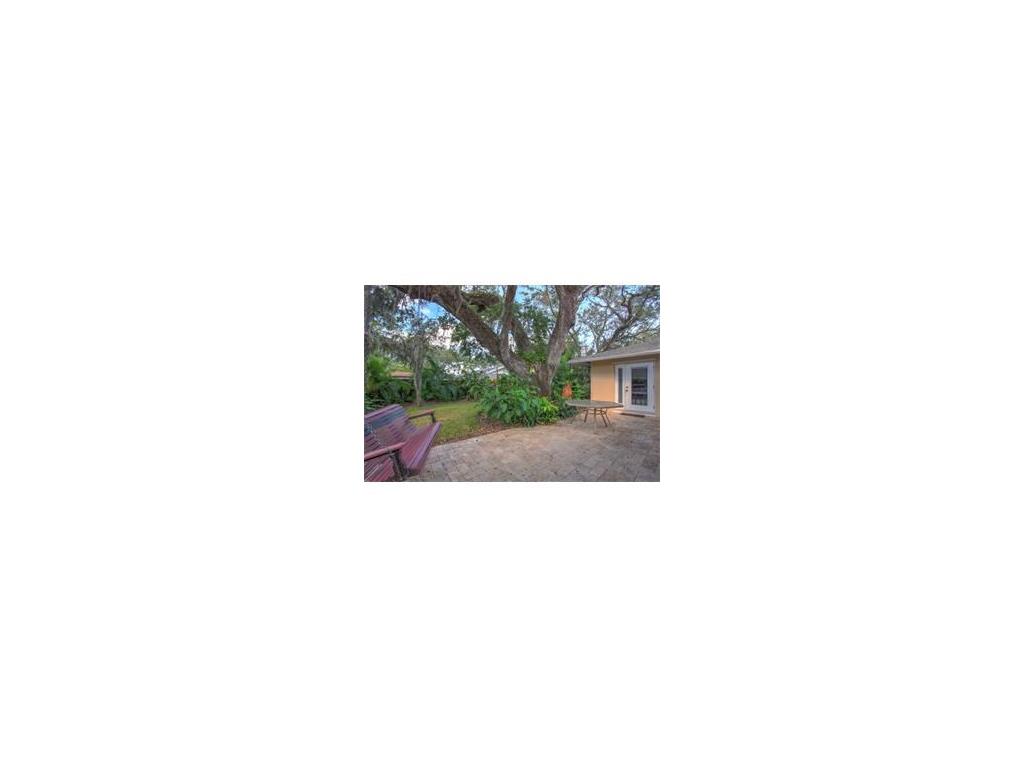 286 Holly Road Vero Beach, FL 32963 - Photo 30 of 33 Gallery Image 30
