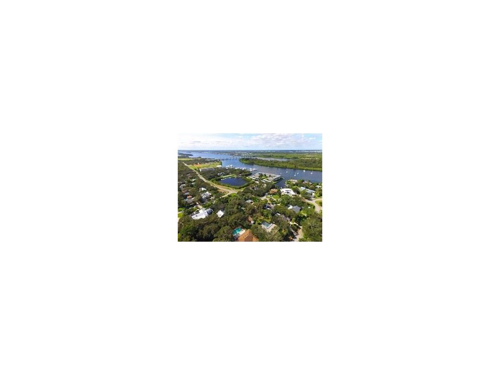 286 Holly Road Vero Beach, FL 32963 - Photo 32 of 33 Gallery Image 32