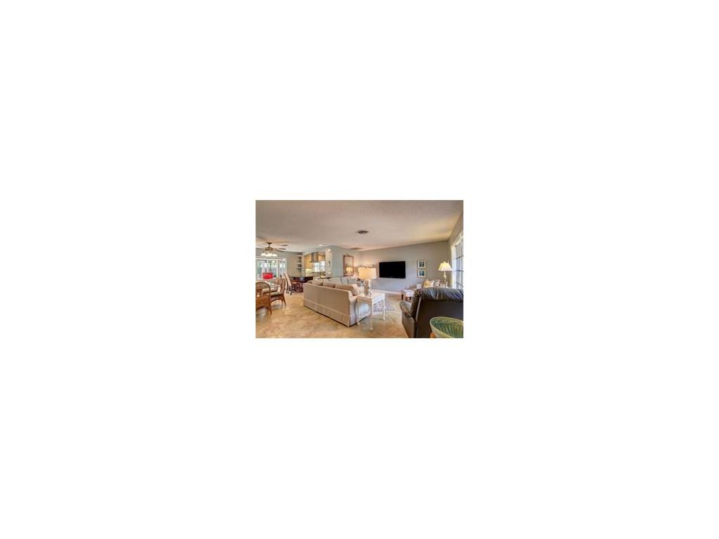 286 Holly Road Vero Beach, FL 32963 - Photo 7 of 33 Gallery Image 7