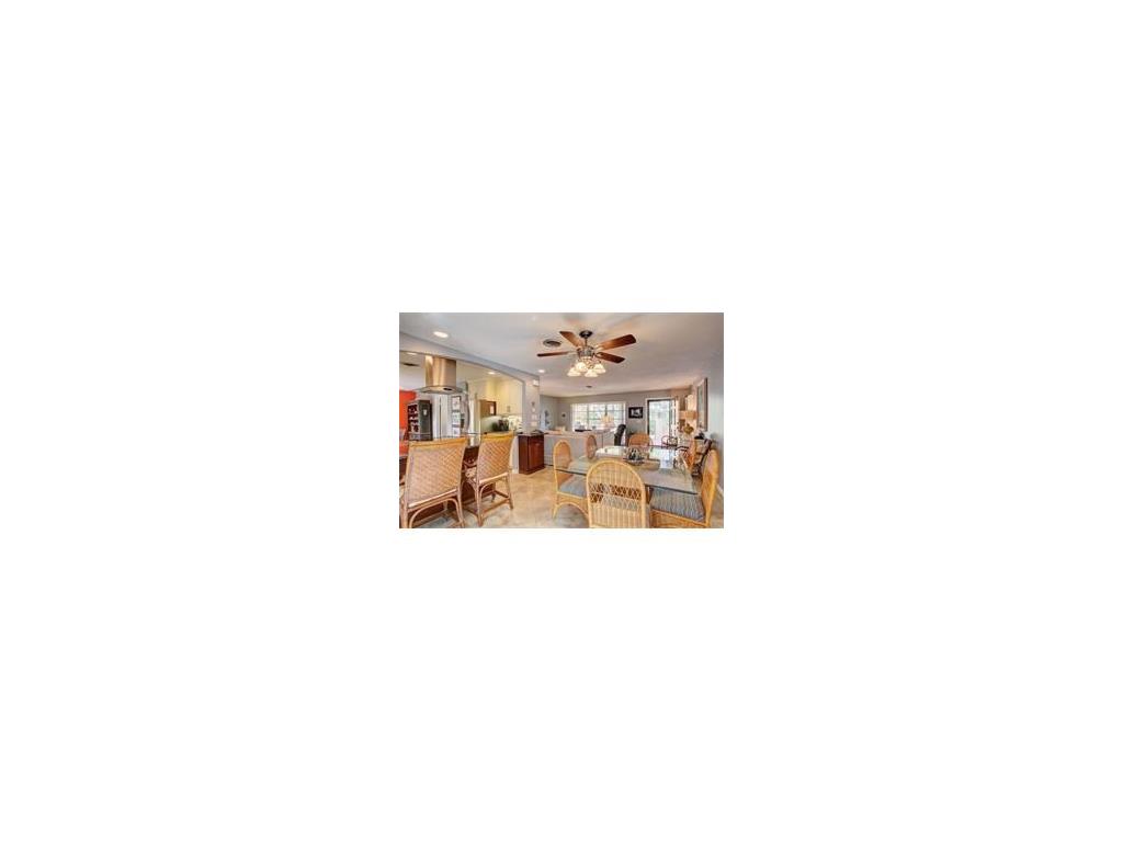 286 Holly Road Vero Beach, FL 32963 - Photo 10 of 33 Gallery Image 10
