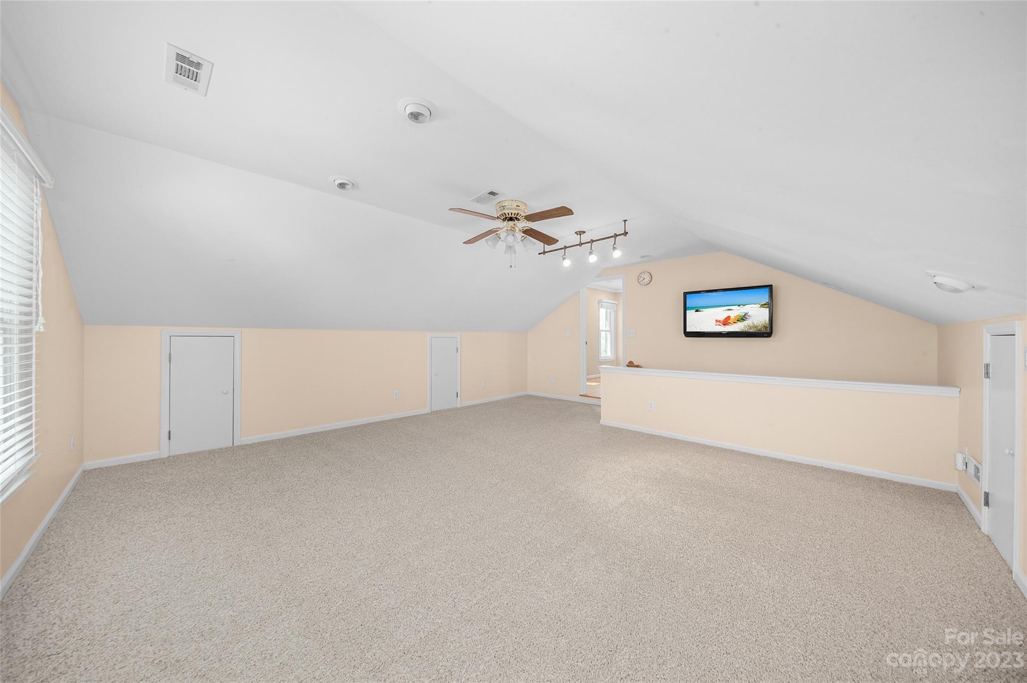 10700 Fairway Ridge Road Charlotte, NC 28277 - Photo 34 of 39 a view of a livingroom with an empty space