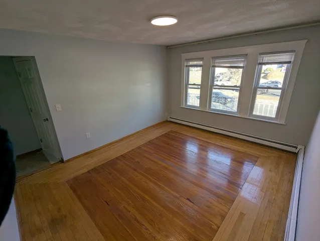 a view of empty room with window
