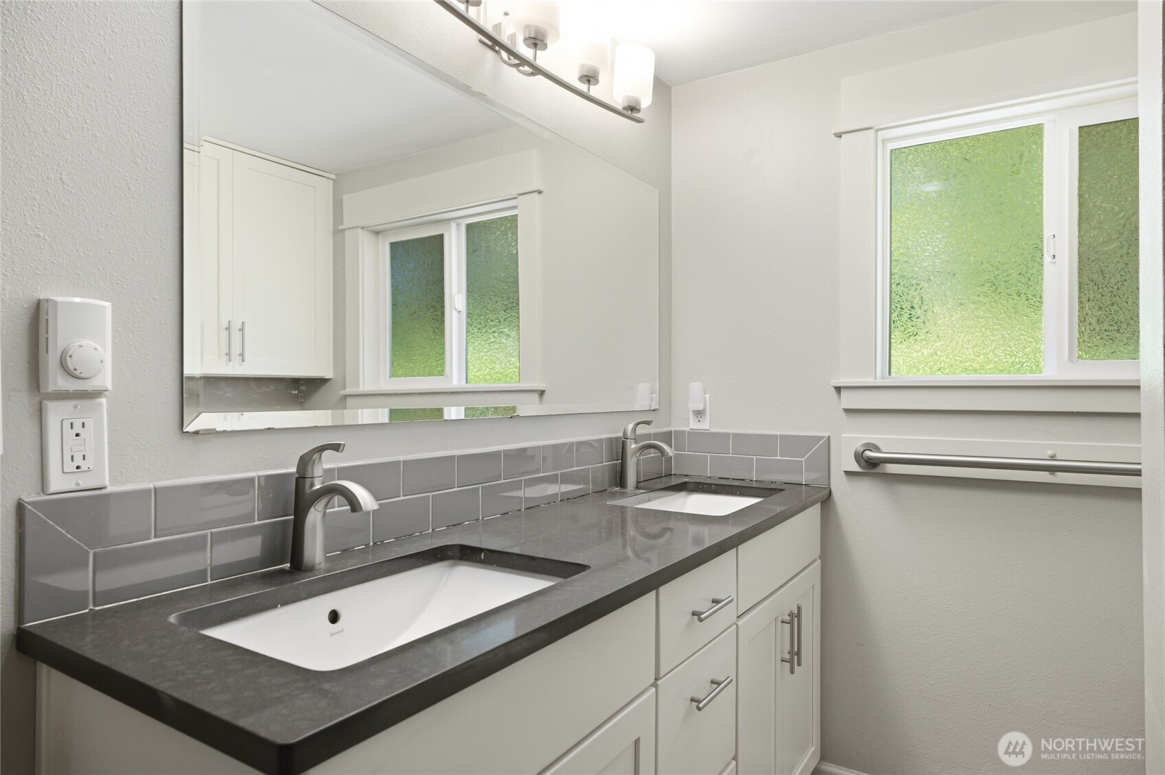 4766 Erlands Point Road Northwest Bremerton, WA 98312 - Photo 19 of 34