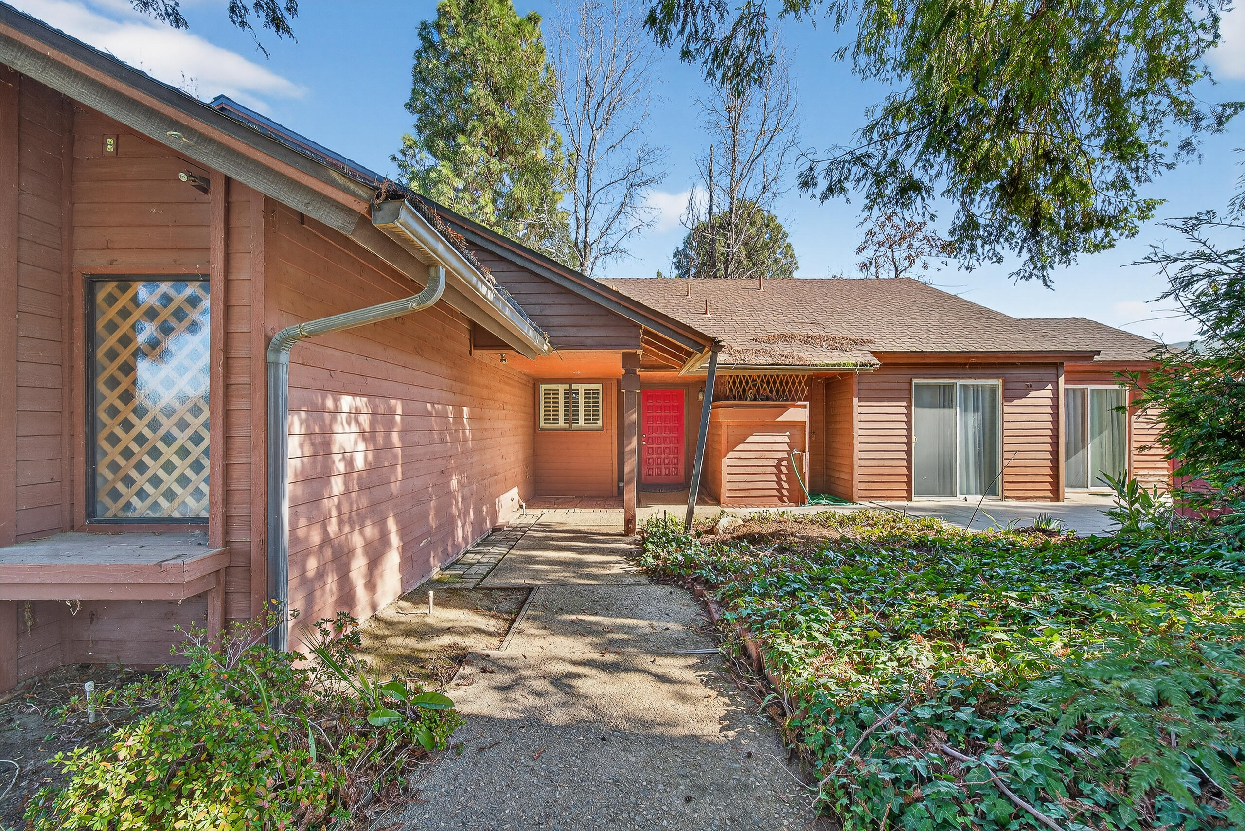 12110 Backdrop Court Bakersfield, CA 93306 - Photo 4 of 39