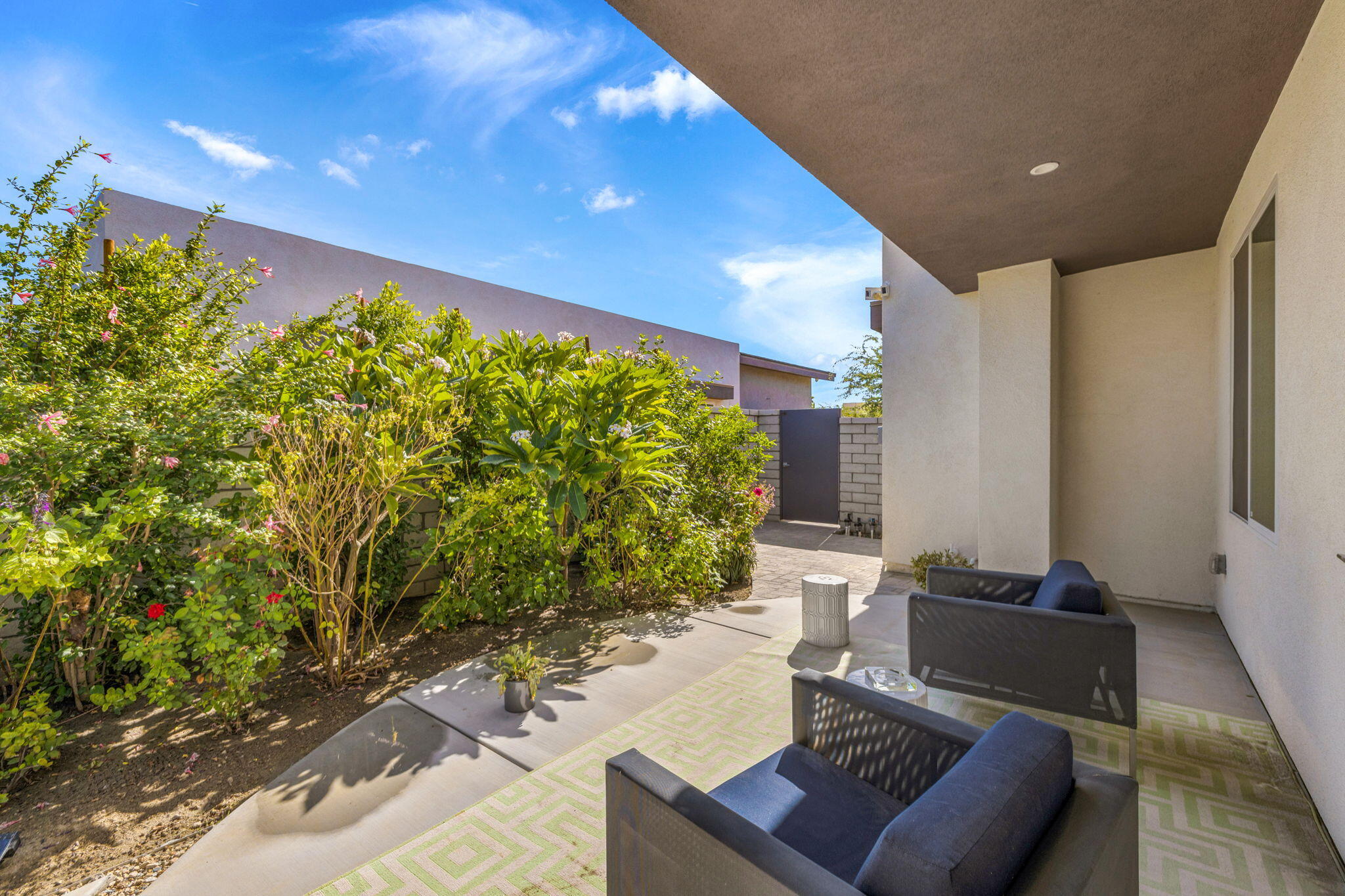 2 Iridium Way Rancho Mirage, CA 92270 - Photo 41 of 67 a outdoor living space with furniture