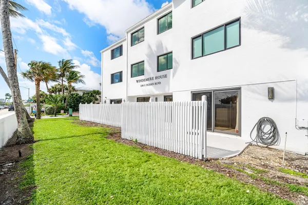$12,000 | 250 South Ocean Boulevard, Unit 251, Delray Beach, FL 33483