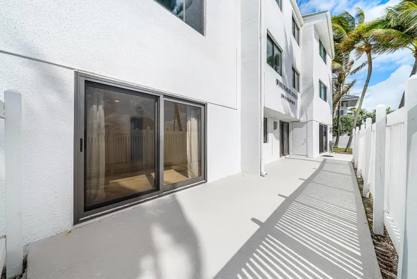 $12,000 | 250 South Ocean Boulevard, Unit 251, Delray Beach, FL 33483