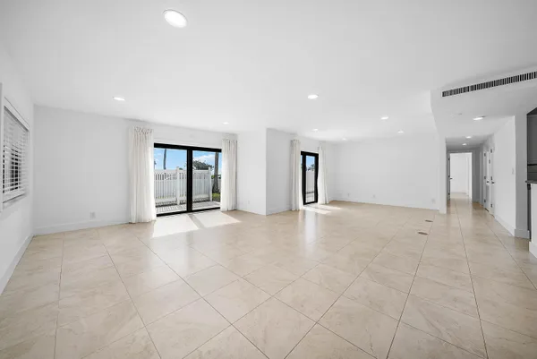 $12,000 | 250 South Ocean Boulevard, Unit 251, Delray Beach, FL 33483