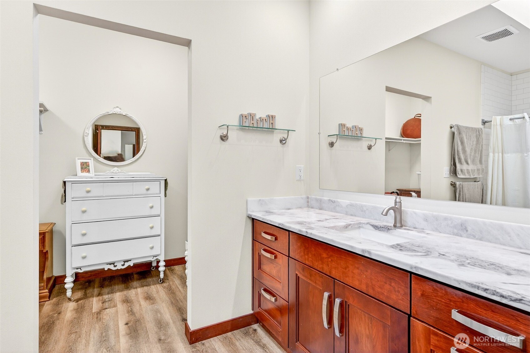 25218 Southeast 240th Street Maple Valley, WA 98038 - Photo 19 of 34