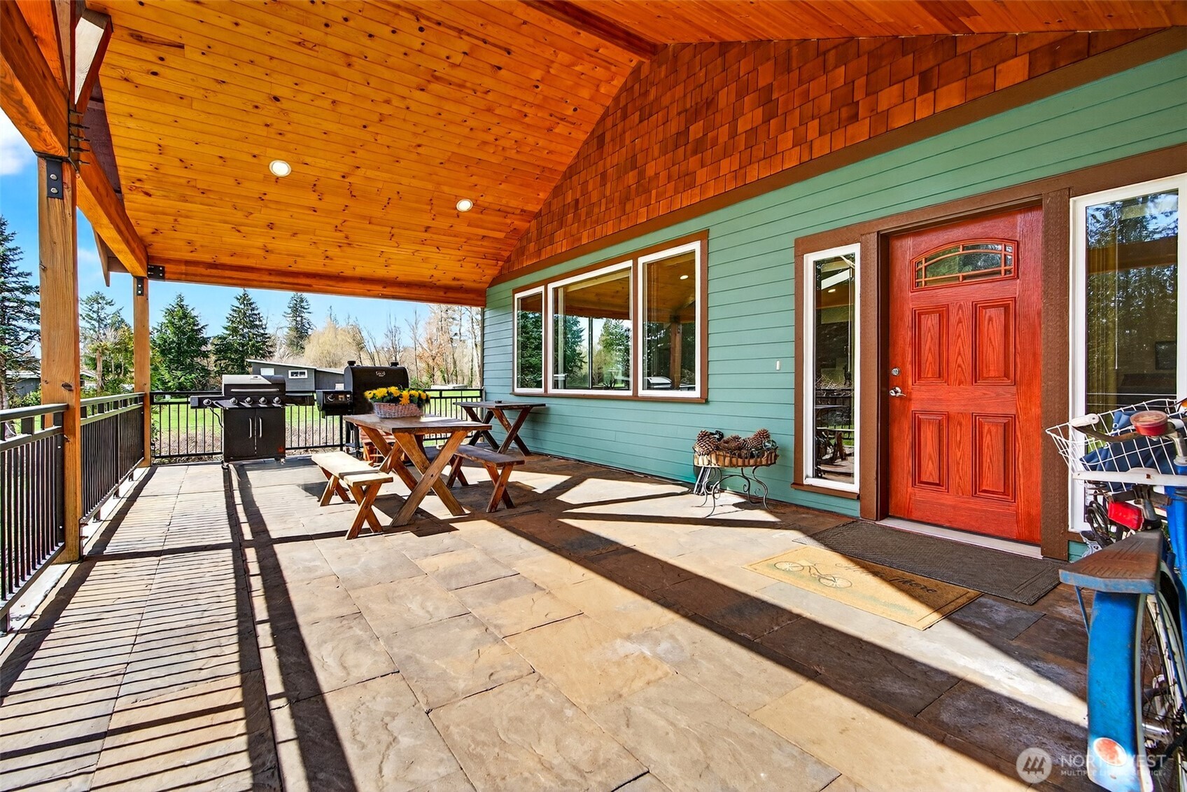 25218 Southeast 240th Street Maple Valley, WA 98038 - Photo 3 of 34