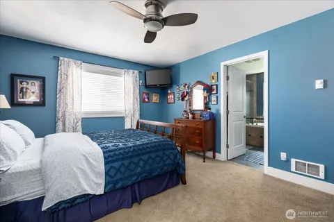 $775,000 | 1796 Twin Oaks Lane, Freeland, WA 98249