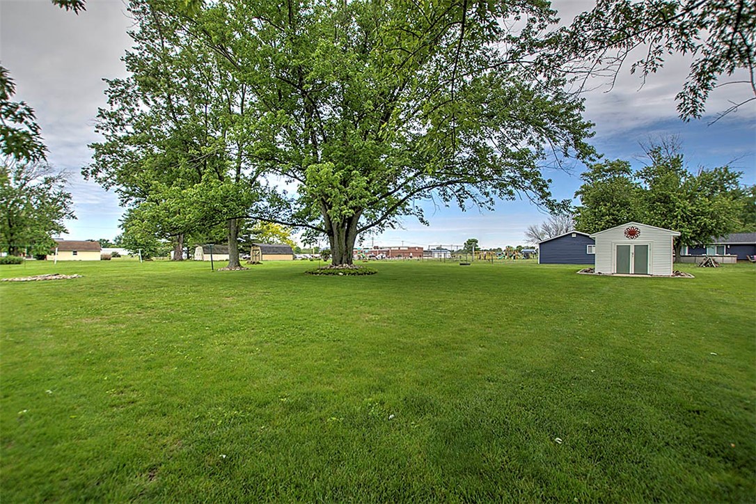 6060 Mayflower Drive Decatur, IL 62521 - Photo 30 of 32