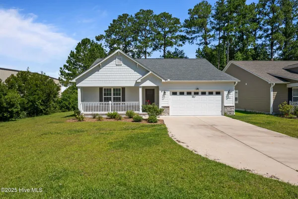 $2,200 | 121 Grantham Place, New Bern, NC 28560
