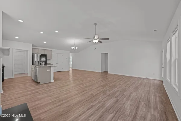 $2,200 | 121 Grantham Place, New Bern, NC 28560